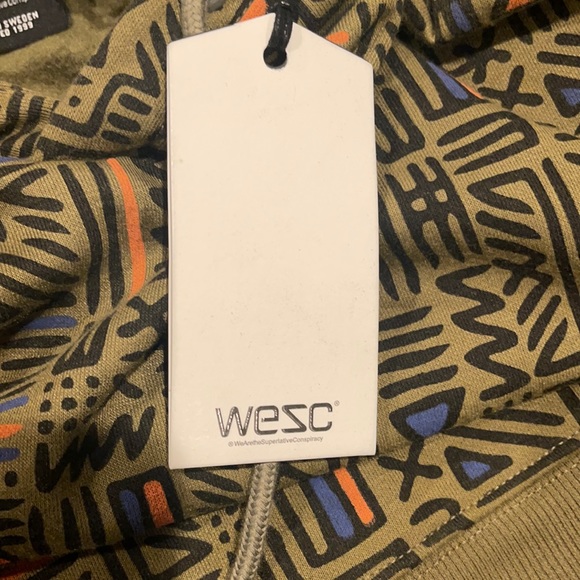 WESC Mike Afroscript Design Gorgeous Unisex Military Olive Color Hoodie - Picture 3 of 5